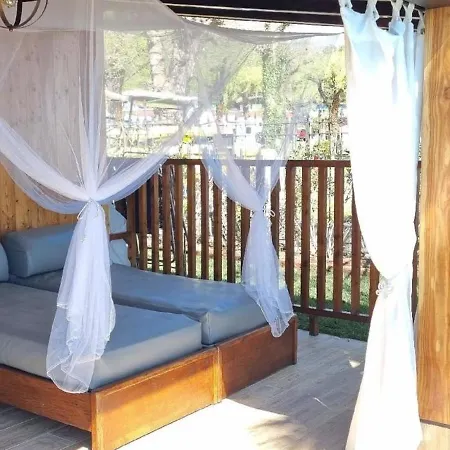 Prázdninový dům Chalet - B57732 *
